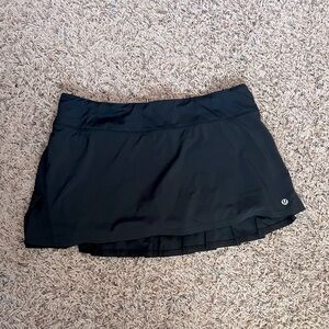 Lululemon tennis skirt/skort size 10, black